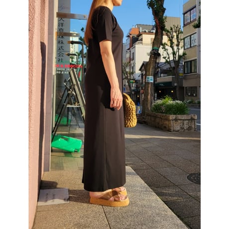 レイヤード風半袖ワンピース　黒ブラック