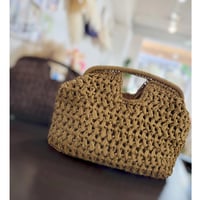 ストローハンドバッグ　ベージュ　ブラウン
