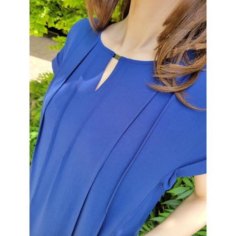 メタルプレート付きワンピース　ネイビー