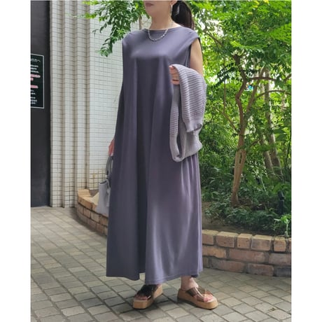 バックファスナーリボンプル付きマキシ丈ワンピース　グレー