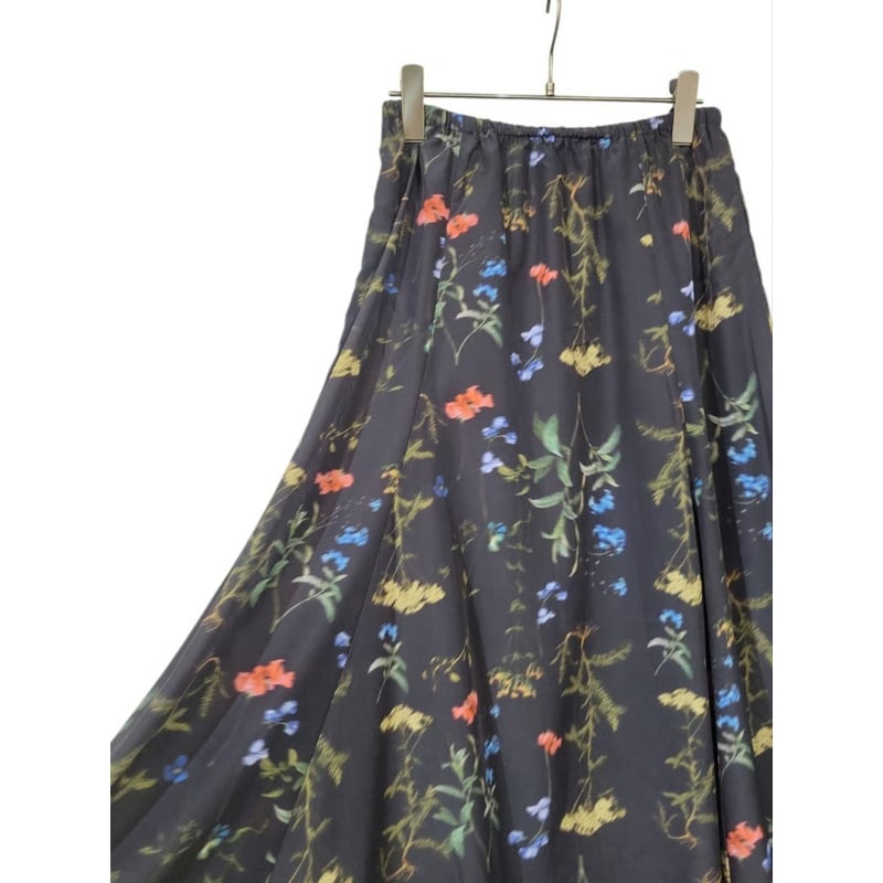 新品◎定価5万円 ノンノンドール●お花モチーフ ロングスカート ブラック 黒 新品◎定価5万円 ノンノンドール○お花モチーフ ロングスカート