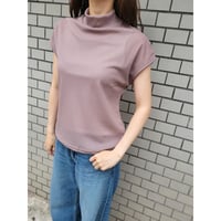 ハイネックシアーカットソー　モカ