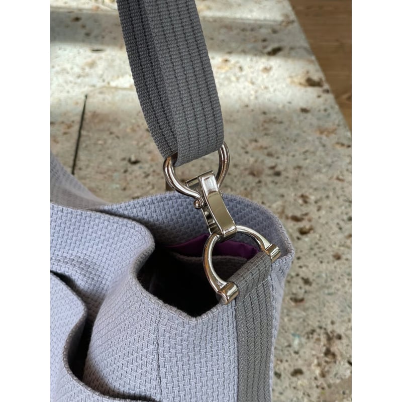 TACHI-NU Round ショルダーバッグ ライトグレー キャメル | Huntress