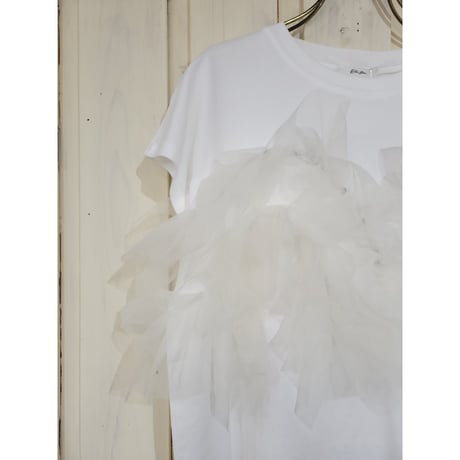 チュールフリルTシャツ　白ホワイト