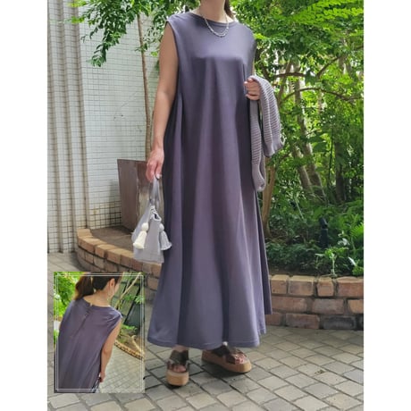バックファスナーリボンプル付きマキシ丈ワンピース　グレー