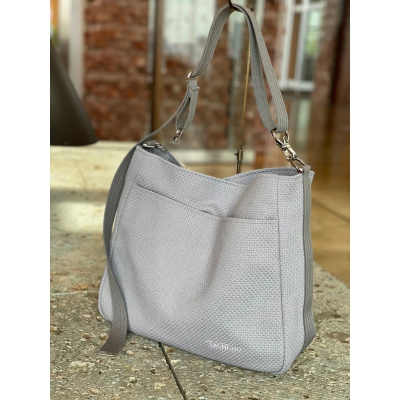 TACHI-NU Round ショルダーバッグ ライトグレー キャメル | Huntress