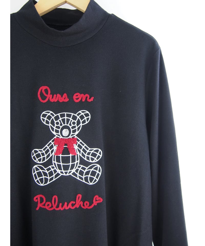 3DラインORB刺繍 レイヤード裏毛トップ 値下げ可 3DラインORB刺繍 レイヤード裏毛トップ 値下げ可