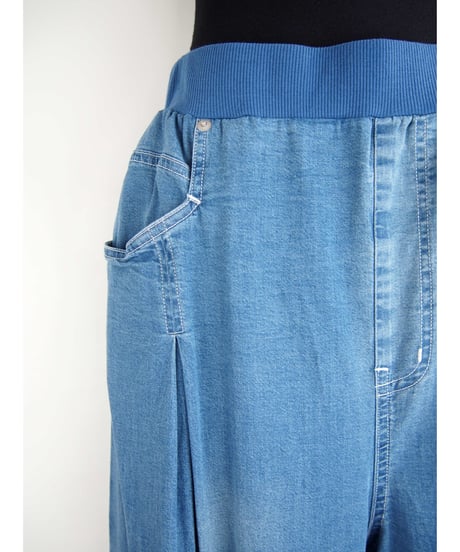「接触冷感 WASH DENIM」タックワイドパンツ