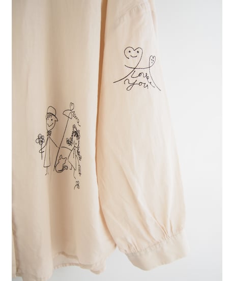 「綿ローン＋ステッチドローイング刺繍」バンドカラーワイドブラウス