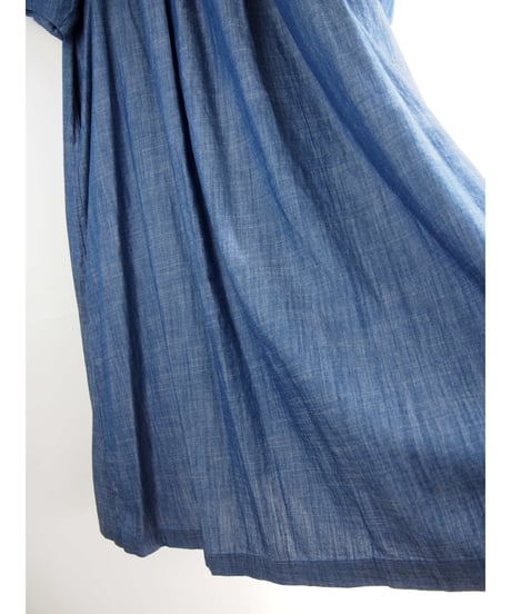 《再入荷》「ムラ糸シャンブレーデニム」ギャザースリーブワンピース