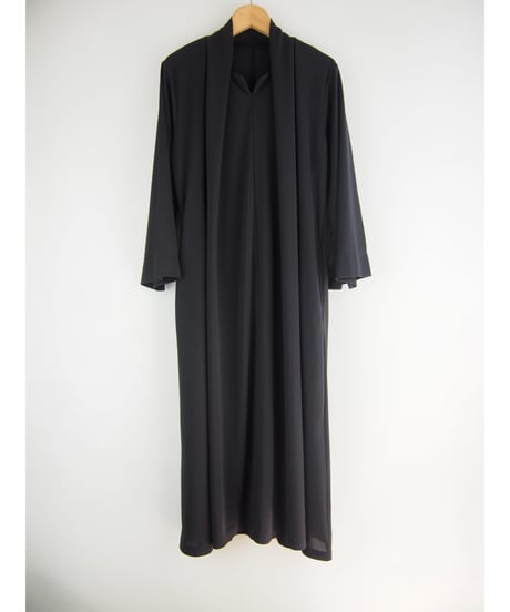 《再入荷》「ドライクールポリエステル」キーネックドレープワンピース