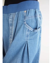 「接触冷感 WASH DENIM」タックワイドパンツ