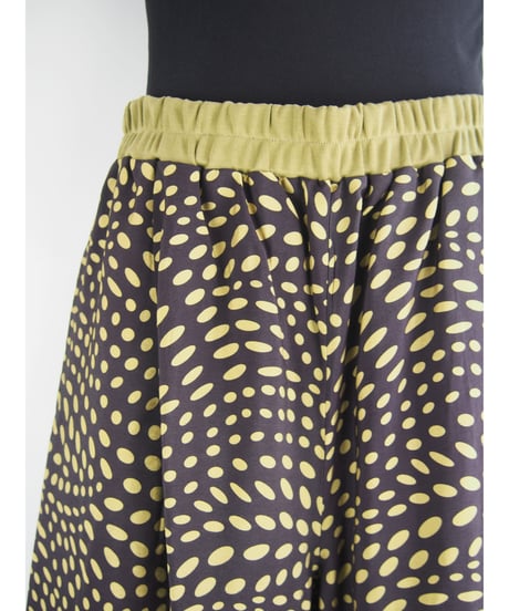 「オーバルドットプリントクロス」ワイドパンツ