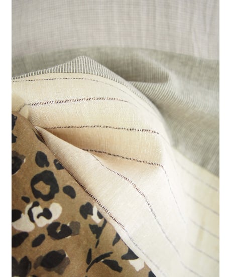 「コットンスムース＋ミックスクロス」切替ボーダーティーシャツ