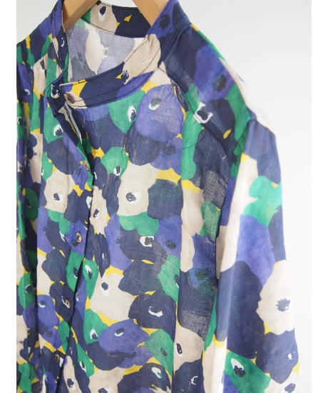 「マルチカラーフラワークロス」バンドカラーギャザーブラウス