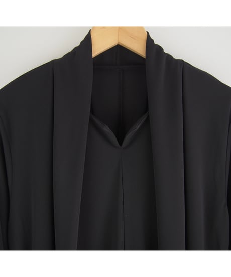 《再入荷》「ドライクールポリエステル」キーネックドレープワンピース