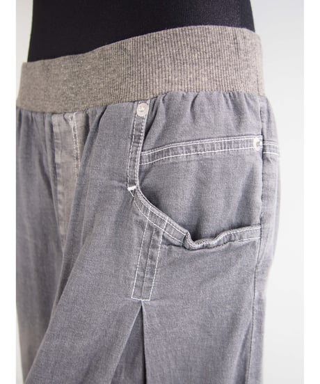 「接触冷感 WASH DENIM」タックワイドパンツ