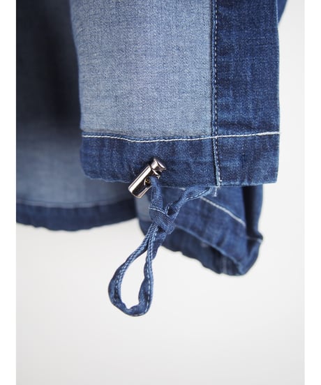 「接触冷感 WASH DENIM」バックデザインオーバーブラウス