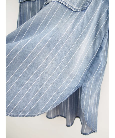 「STRIPE LAWN WASH DENIM」ポケット付ブラウスフーディ