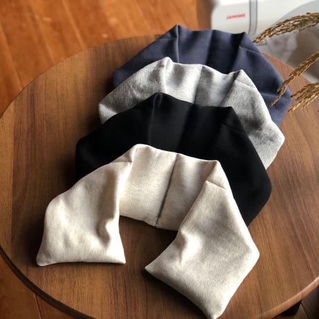 玄米カイロYOHEHO shoulder warmer 黒