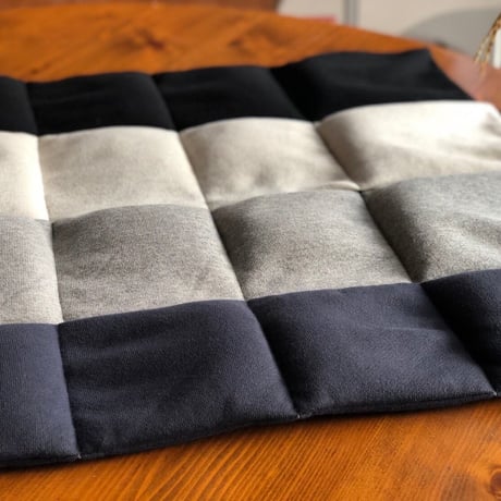 玄米カイロYOHEHO shoulder warmer 白