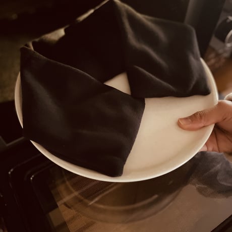 玄米カイロYOHEHO shoulder warmer 黒
