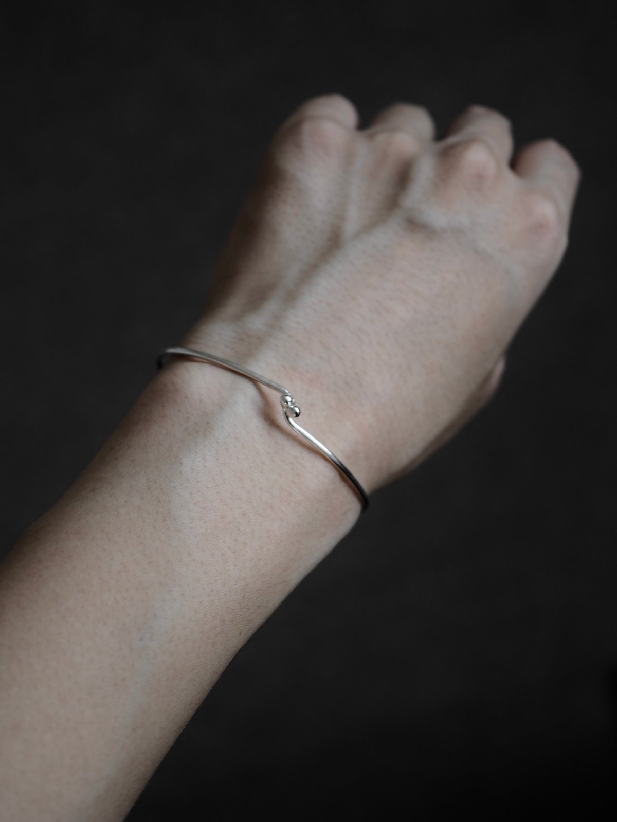 click bangle (silver) | ayano otsubo