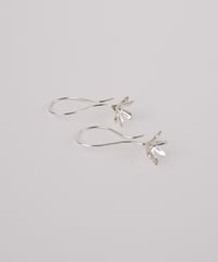 Rainlily pierce