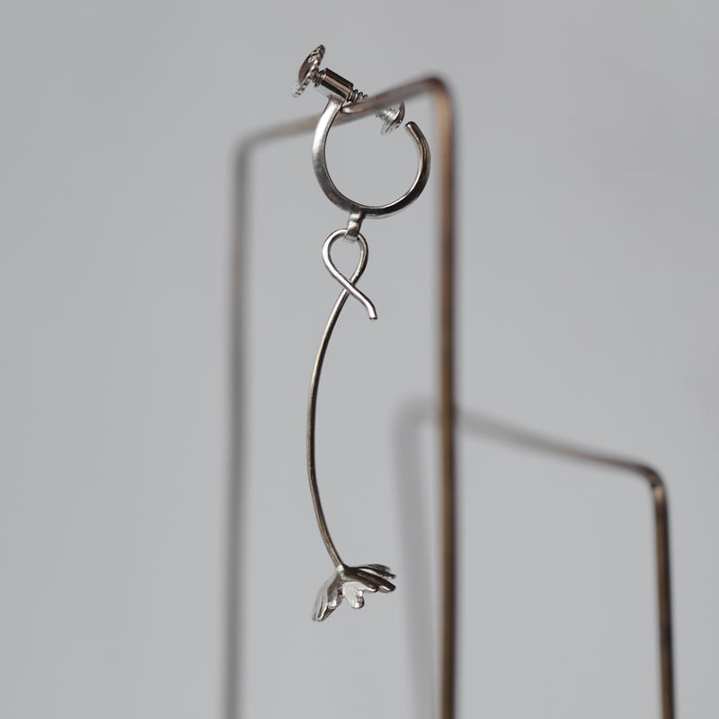 米軍 実物 SWEETHEART JEWELRY 魚雷イヤリング 米軍 実物 SWEETHEART JEWELRY 魚雷イヤリング-公式通販