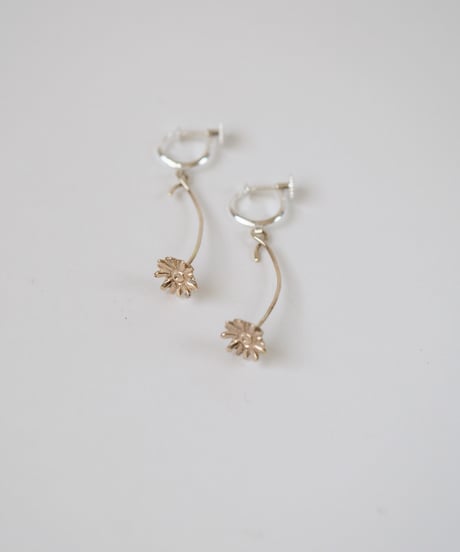 Gerbera earring B (K10YG)