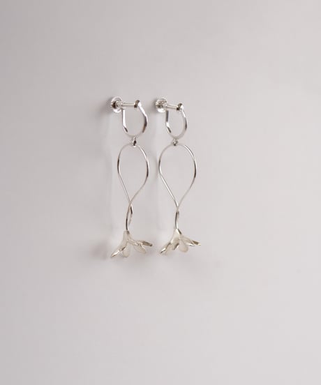 Rainlily earring