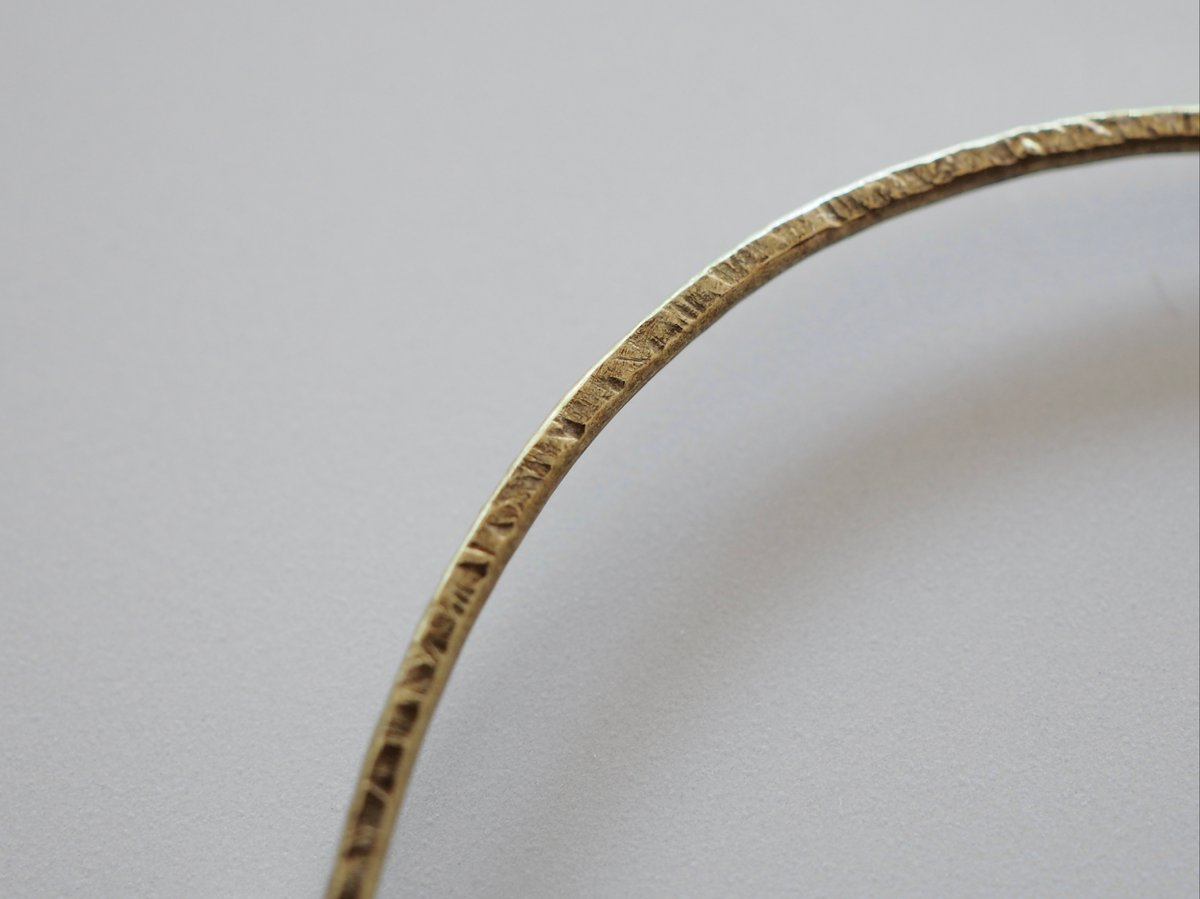 line bangle (brass) | ayano otsubo