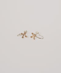 Osmanthus earring