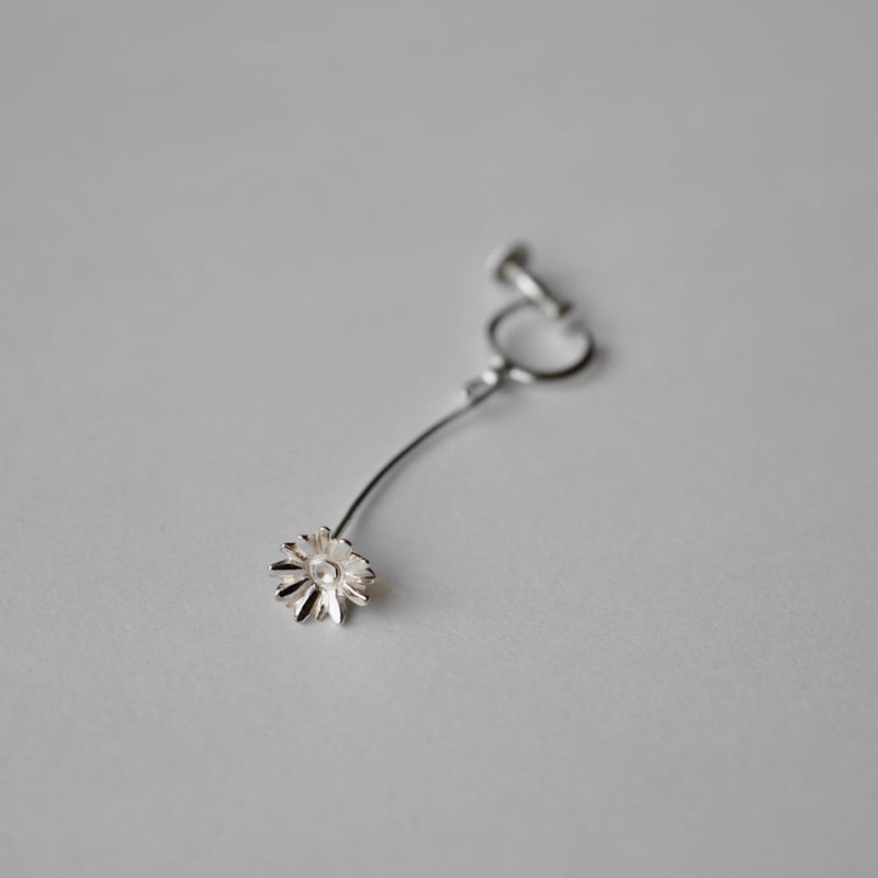gerbera earring B (silver925) | ayano otsubo
