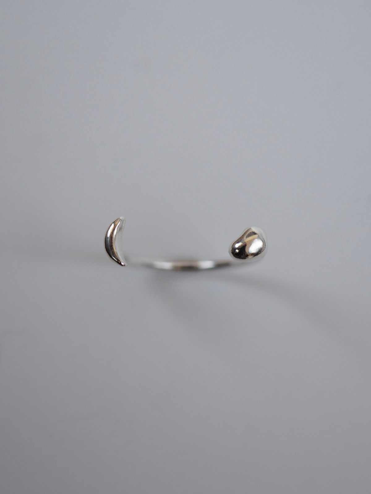 Calme ring (silver) | Ayano Otsubo STORE