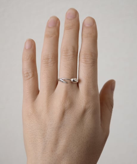 Tulip ring