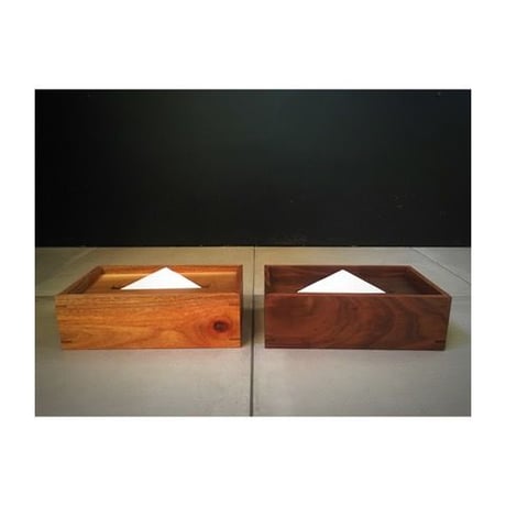 tissue BOX : walnut