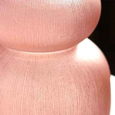 MARA ISAN LINES/Jiri Suchy 036381-1