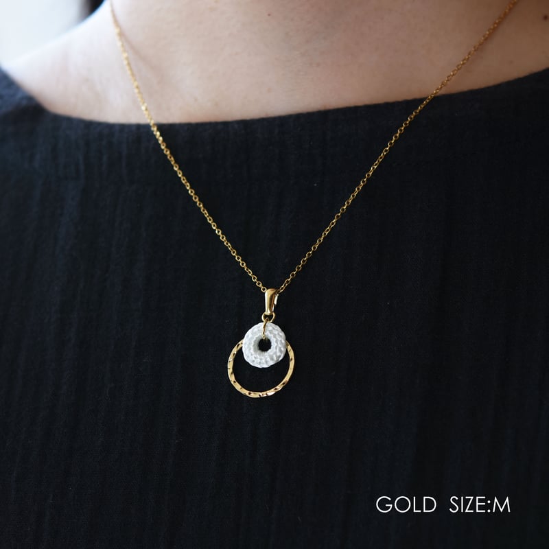 結 メタルリングネックレス M /伊藤真知子 036356-2-984 | 富山