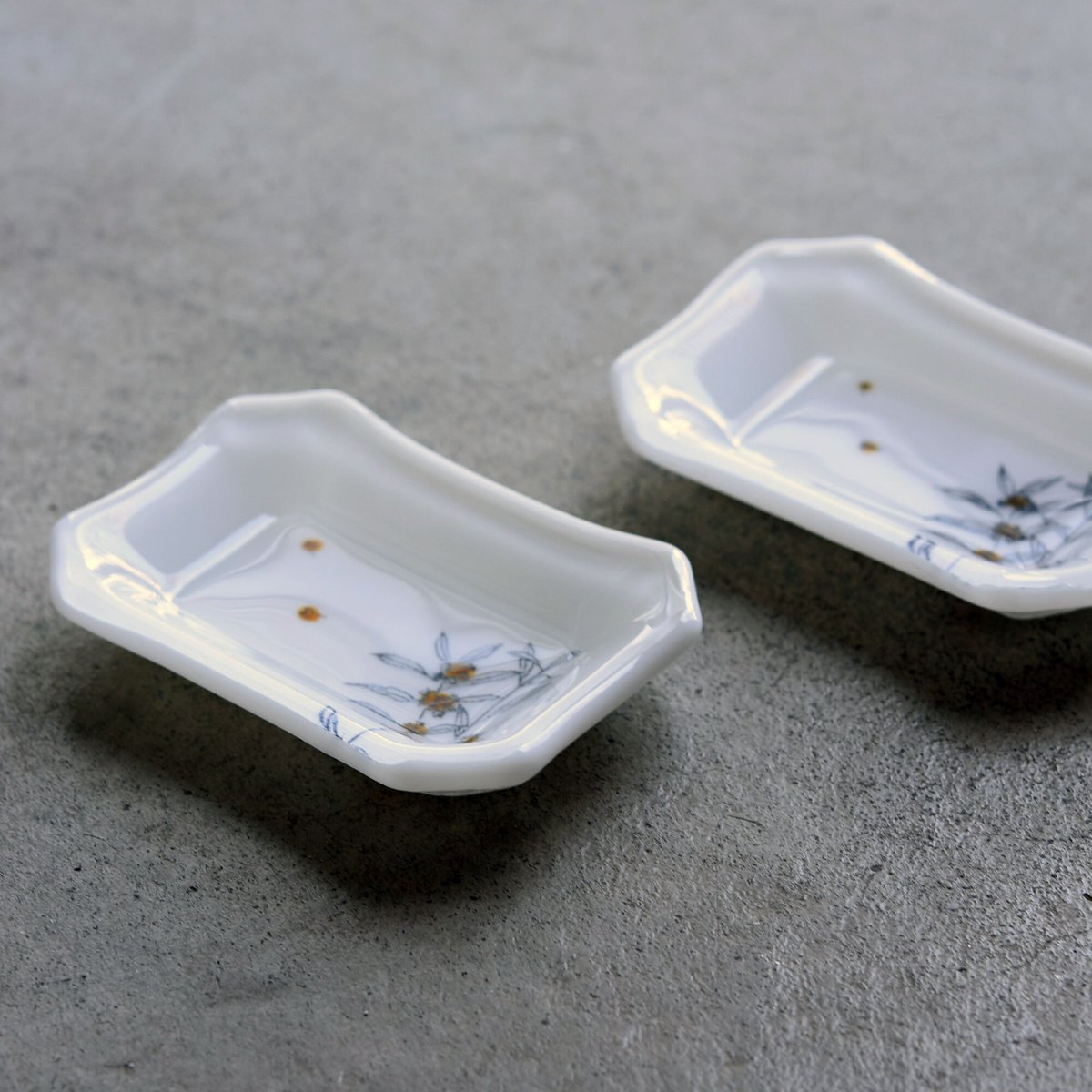 小島功 金の女 ガラス絵皿 昭和レトロ 美人画 アートプレート 置物 インテリア 小島功 金の女 ガラス絵皿 昭和レトロ 美人画 アートプレート 置物