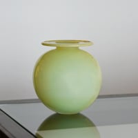 Gerbera vase/Two Tone Studios（034978-2）037068-1-828