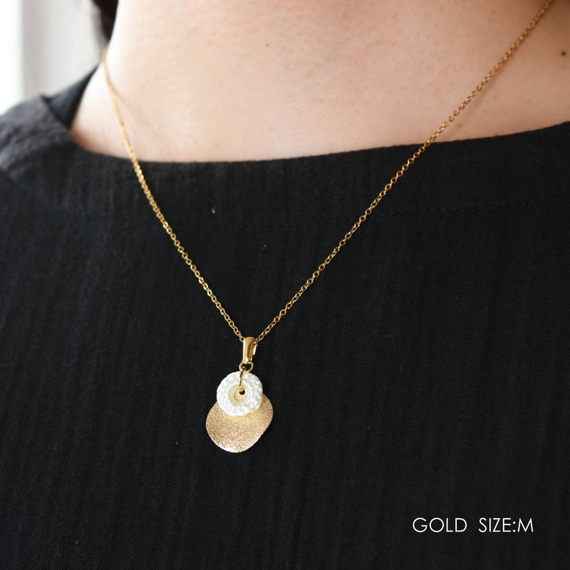 結 ラウンドウェーブネックレス S,M /伊藤真知子 895 | 富山ガラス工房