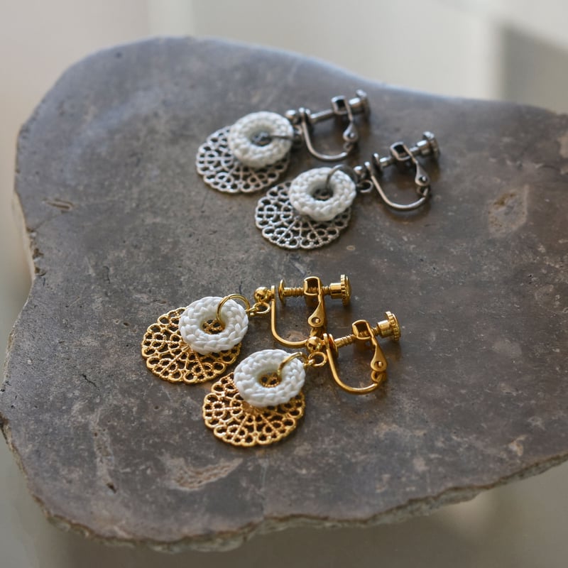 新作】薔薇球体レースピアス イヤリング 新作】薔薇球体レースピアス