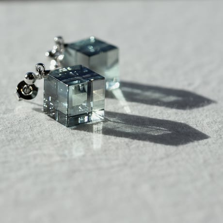 Cube/小島　有香子 　037269-1 180