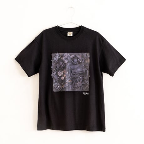【長坂真護】Tシャツ「Accumulated Black」（オーガニックコットン）
