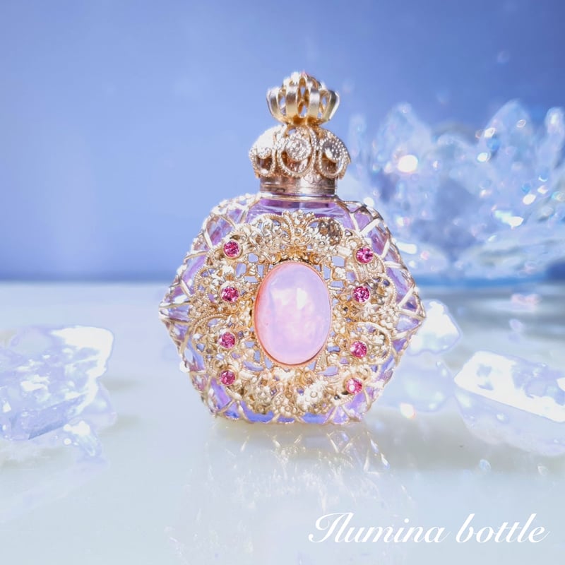 Queen bee 〜女王蜂・繁栄 【ボヘミアンガラス香水瓶・チェコガラス