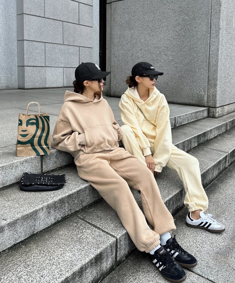 【新品】ヴィトゥエルヴ　メンズ　セットアップ　ベージュ　Lサイズ fit=scale-down,w=1200