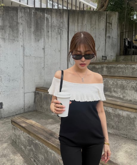 Bicolor Frills トップス