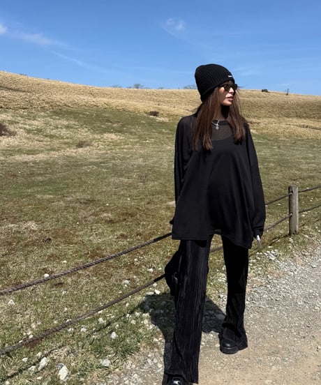 Pleats ブーツカットパンツ