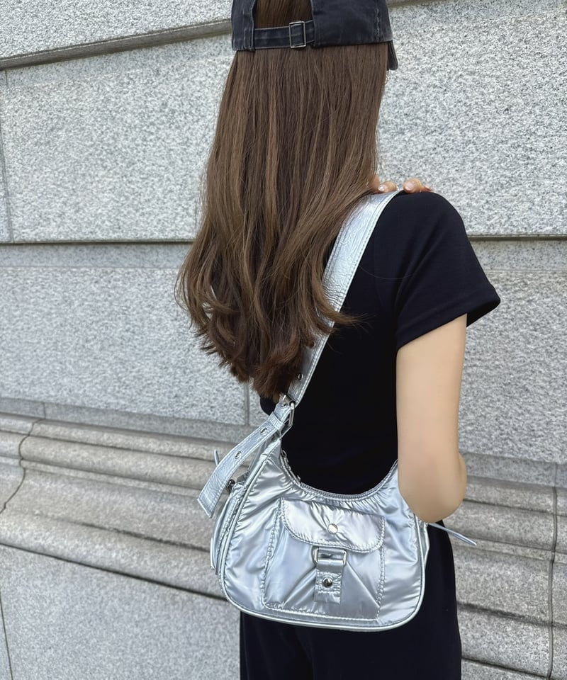 バッグ drape leather 2way shoulder bag 2WAY Drawstring Leather Shoulder Bag With Drawstring Charm